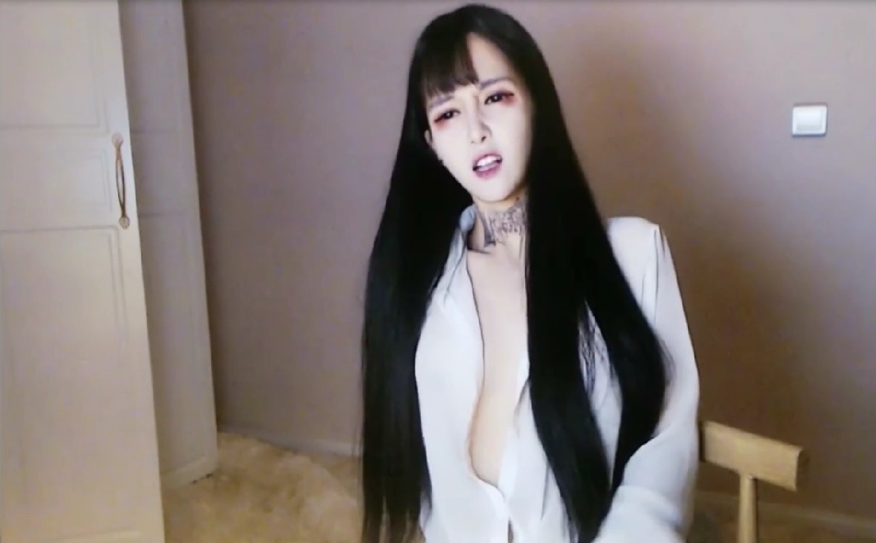 性感韩国女主播 激情热舞 扭动自慰